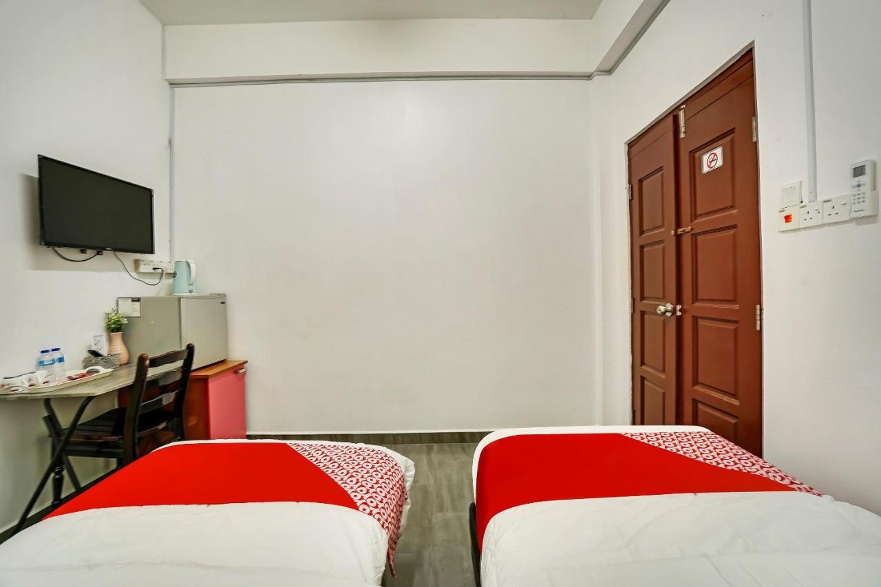 Oyo 90462 Padang Besar Green Inn Exterior photo